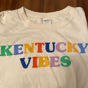 Kentucky Vibes Tshirt size Large